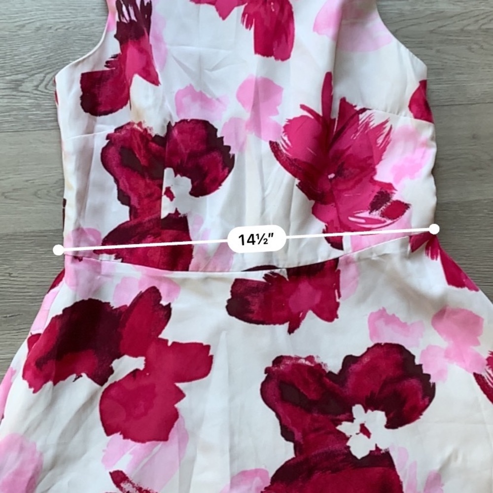 Donna Morgan Fit and Flare Spring Dress 8 - Picture 5 of 9
